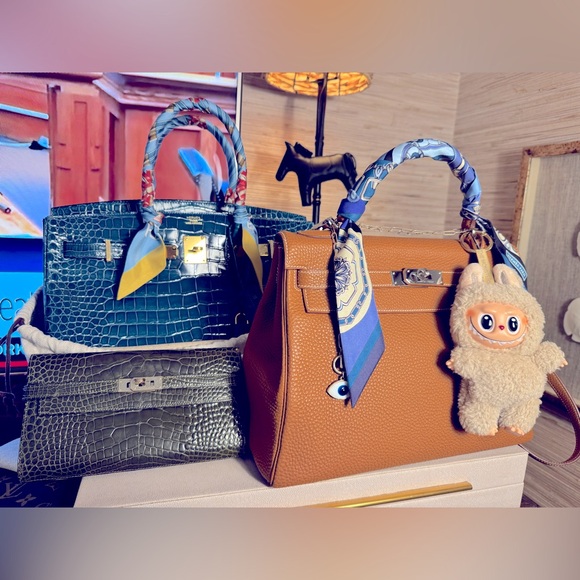 Meet your Posher, Jordan - Picture 2 of 16